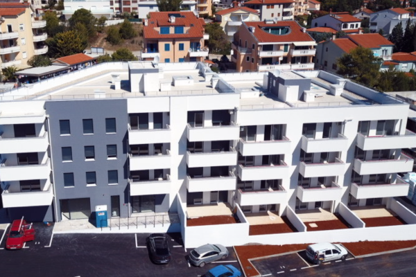 Stambeno-apartmanski blok Premantura